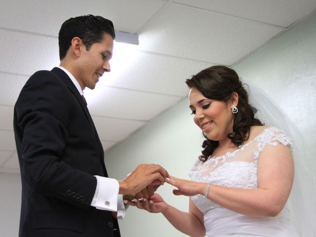 La boda de Jehovani y Melina en Tijuana, Baja California 43