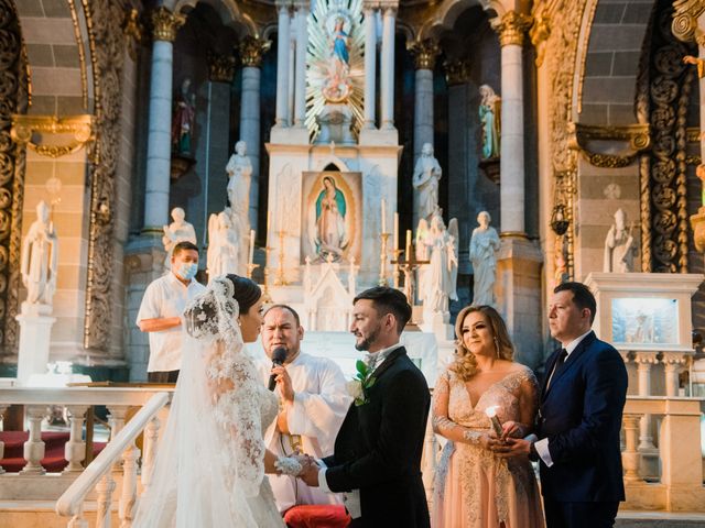 La boda de Luis y Brenda en Mazatlán, Sinaloa 14