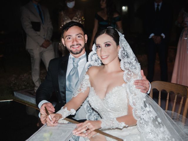 La boda de Luis y Brenda en Mazatlán, Sinaloa 25