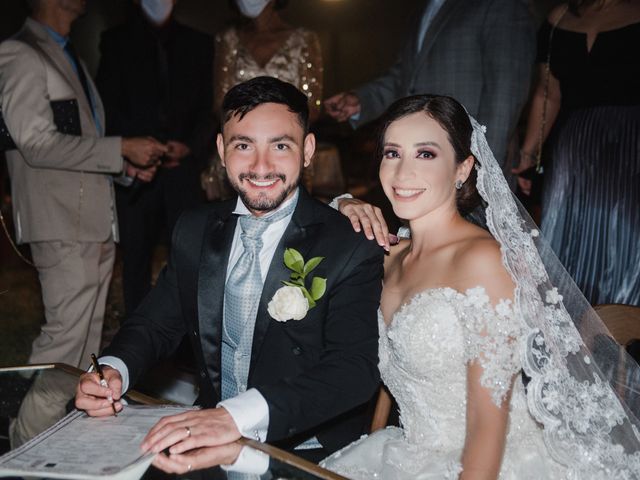 La boda de Luis y Brenda en Mazatlán, Sinaloa 26