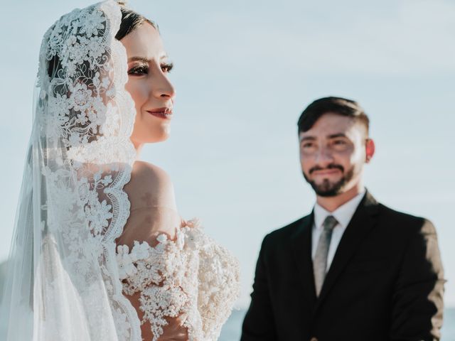 La boda de Luis y Brenda en Mazatlán, Sinaloa 34