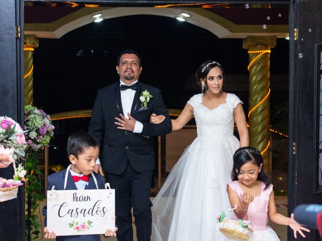 La boda de Lorena y Luis en Tuxtla Chico, Chiapas 33