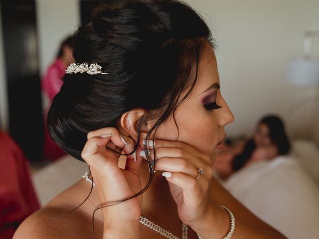 La boda de Orlando y Thania en Bahía de Banderas, Nayarit 25