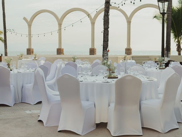 La boda de Orlando y Thania en Bahía de Banderas, Nayarit 57