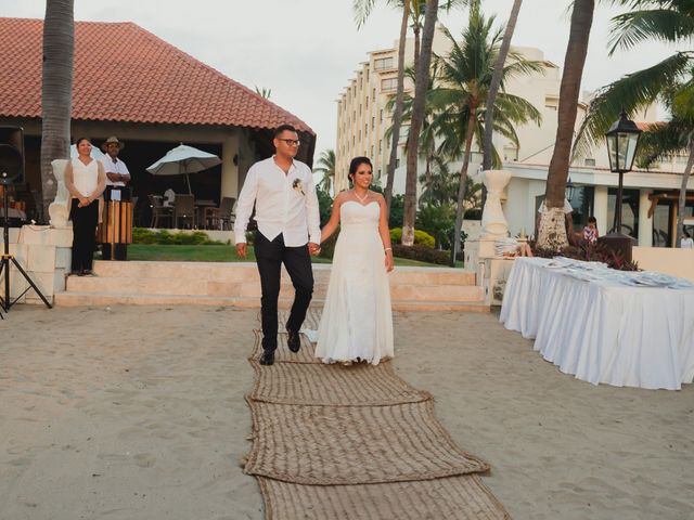 La boda de Orlando y Thania en Bahía de Banderas, Nayarit 64