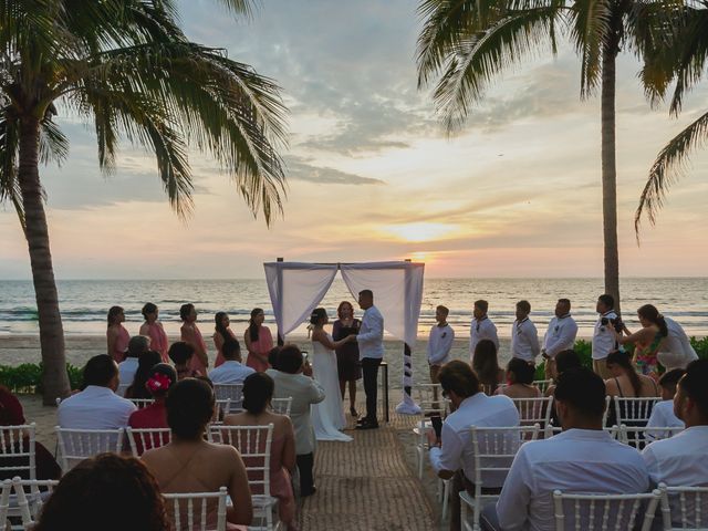 La boda de Orlando y Thania en Bahía de Banderas, Nayarit 70