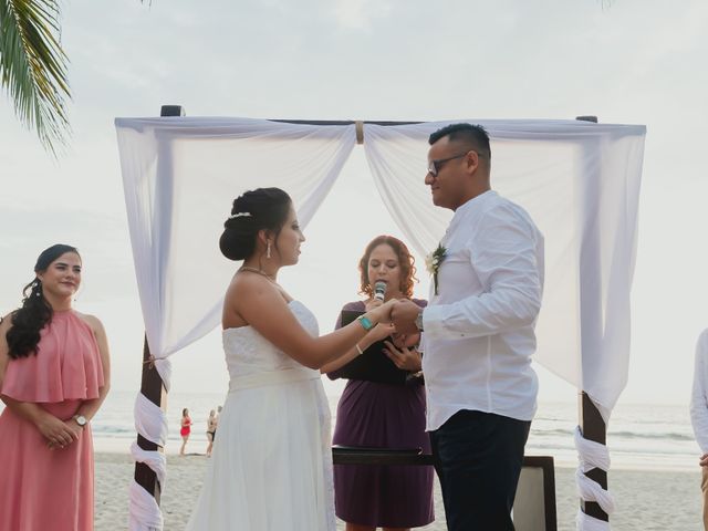 La boda de Orlando y Thania en Bahía de Banderas, Nayarit 71