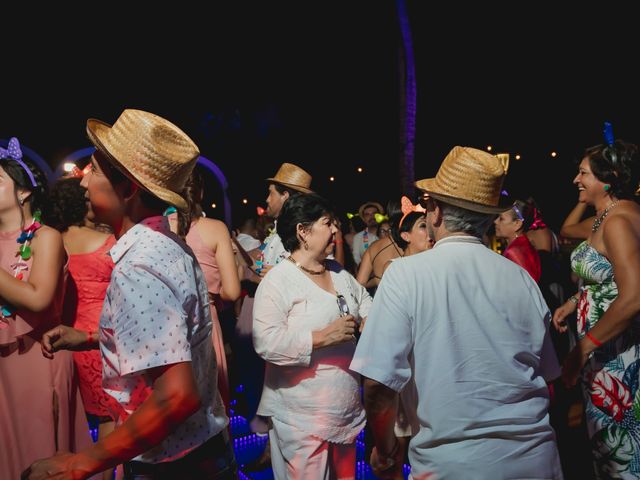 La boda de Orlando y Thania en Bahía de Banderas, Nayarit 102