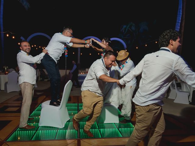 La boda de Orlando y Thania en Bahía de Banderas, Nayarit 106