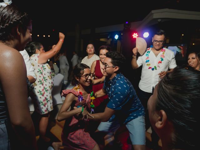 La boda de Orlando y Thania en Bahía de Banderas, Nayarit 112