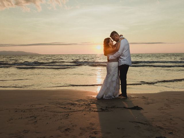 La boda de Orlando y Thania en Bahía de Banderas, Nayarit 121