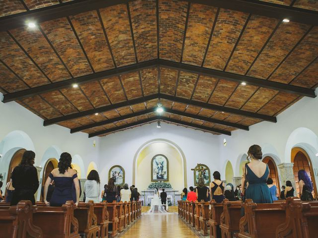 La boda de Juan y Mariana en Tlajomulco de Zúñiga, Jalisco 38