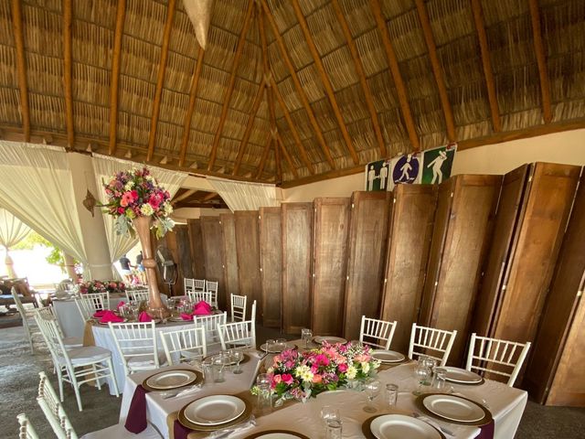 La boda de Alberto  y Elizabeth  en Acapulco, Guerrero 16
