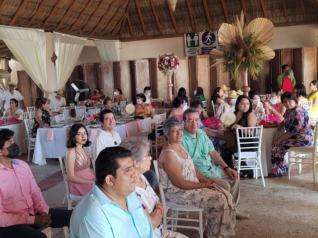 La boda de Alberto  y Elizabeth  en Acapulco, Guerrero 23