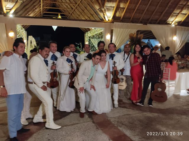 La boda de Alberto  y Elizabeth  en Acapulco, Guerrero 24