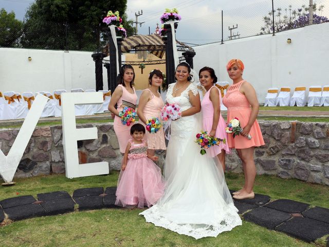 La boda de Héctor Eduardo y Dulce Anel en Texcoco, Estado México 10