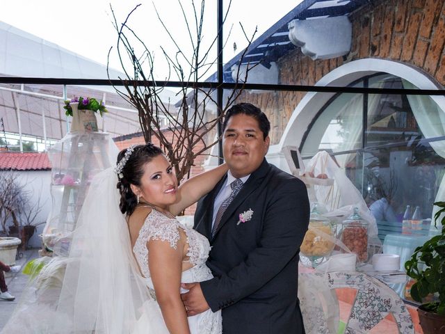 La boda de Héctor Eduardo y Dulce Anel en Texcoco, Estado México 12