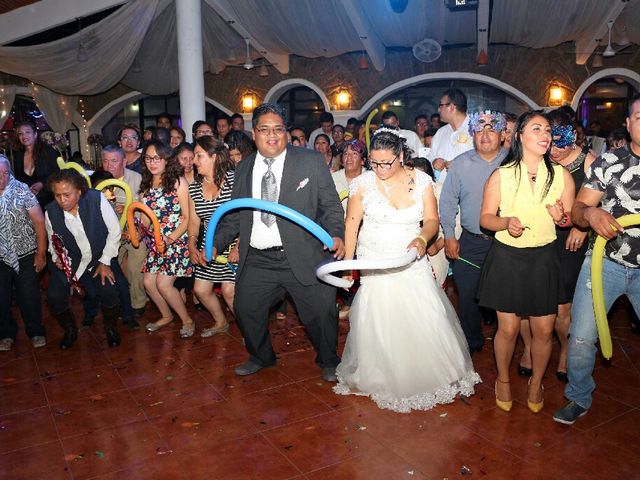 La boda de Héctor Eduardo y Dulce Anel en Texcoco, Estado México 32