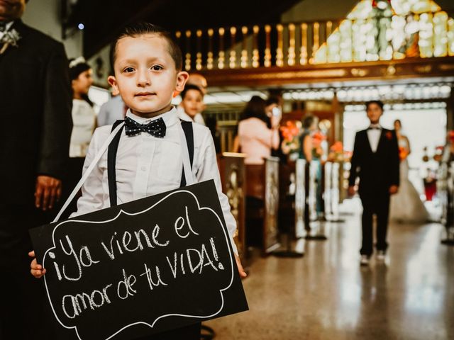 La boda de Julio y Viridiana en Tijuana, Baja California 47