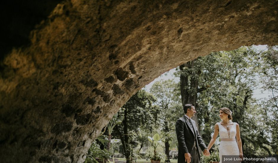 La boda de Manolo y Rebeca en Tlaltizapán, Morelos