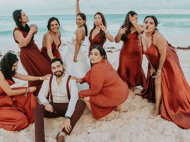 La boda de Juan y Alma  en Cancún, Quintana Roo 2
