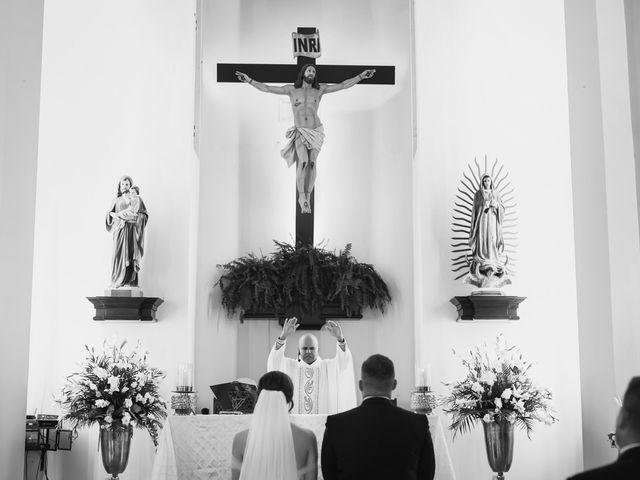 La boda de Rubén y Andrea en Hermosillo, Sonora 33