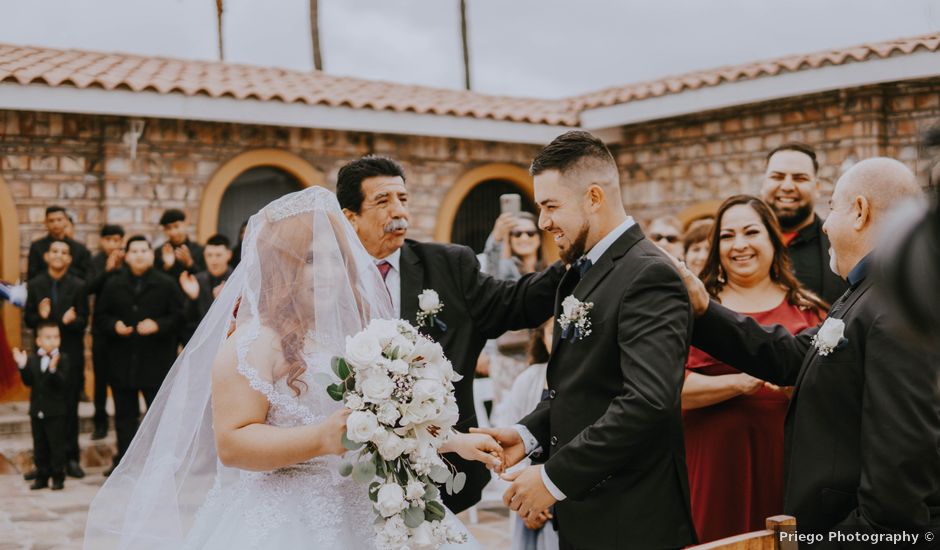 La boda de Vianney y Jesús en Rosarito, Baja California