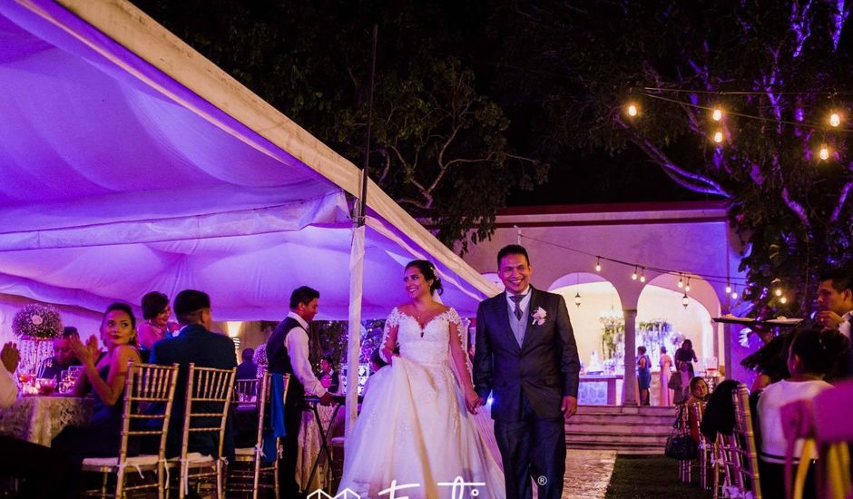 La boda de Jonathan  y María   en Mérida, Yucatán