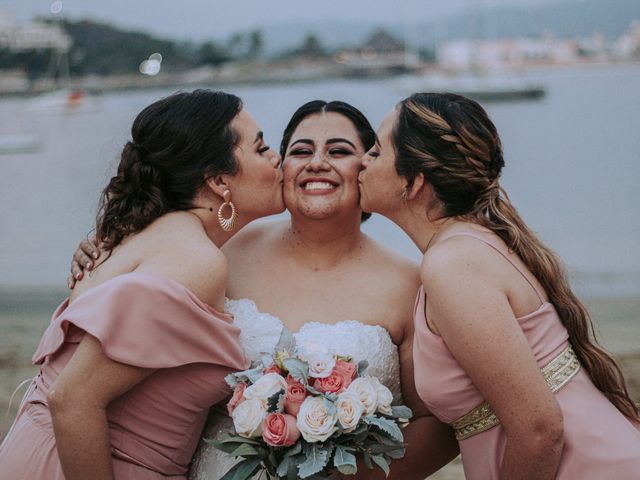 La boda de Alberto y Nora en Manzanillo, Colima 28