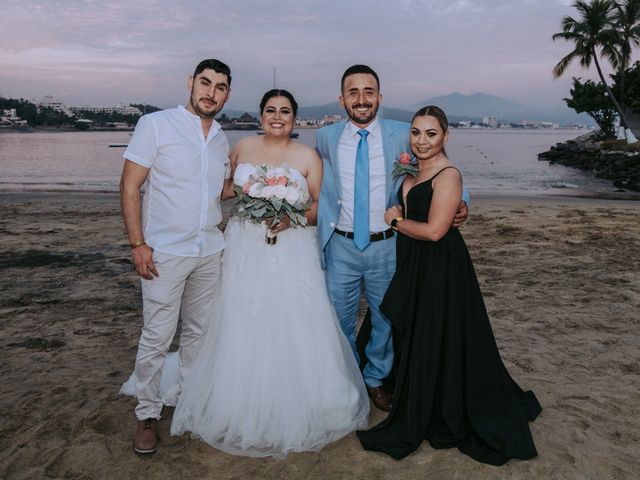 La boda de Alberto y Nora en Manzanillo, Colima 29