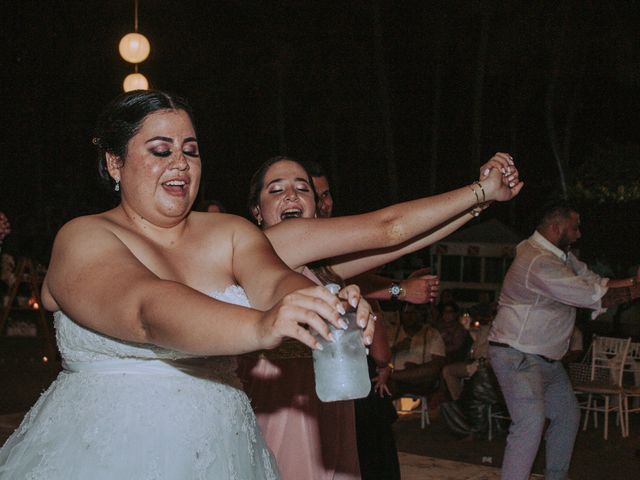 La boda de Alberto y Nora en Manzanillo, Colima 60