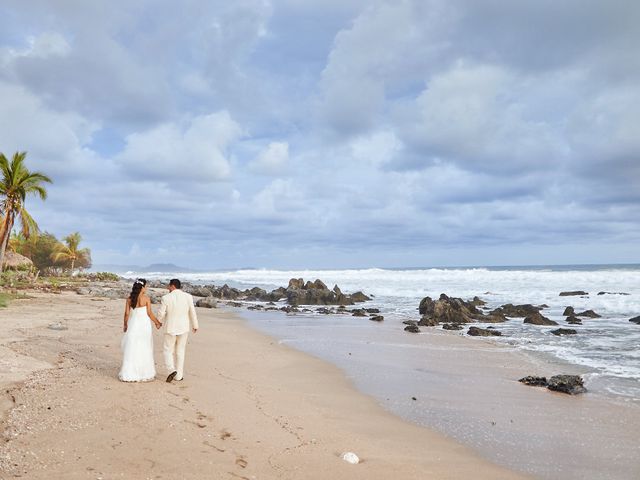 La boda de Alejandro y Adriana en Ixtapa Zihuatanejo, Guerrero 24