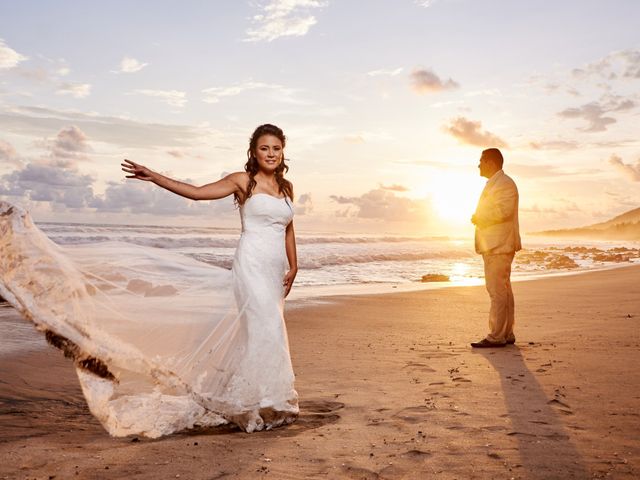 La boda de Alejandro y Adriana en Ixtapa Zihuatanejo, Guerrero 30