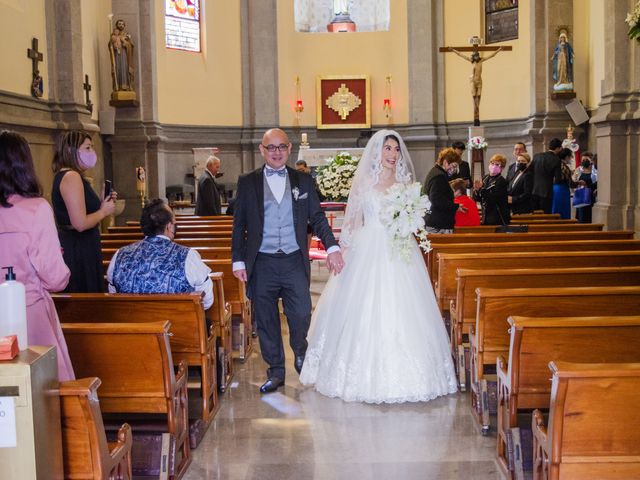 La boda de Carlos y Iveth en Cuauhtémoc, Ciudad de México 6