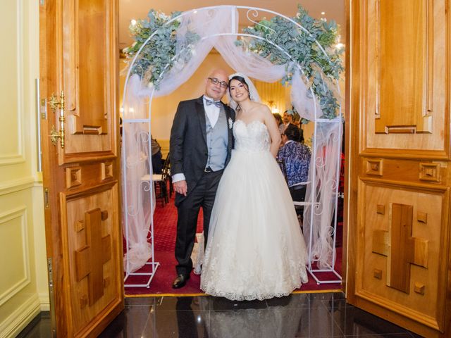 La boda de Carlos y Iveth en Cuauhtémoc, Ciudad de México 13