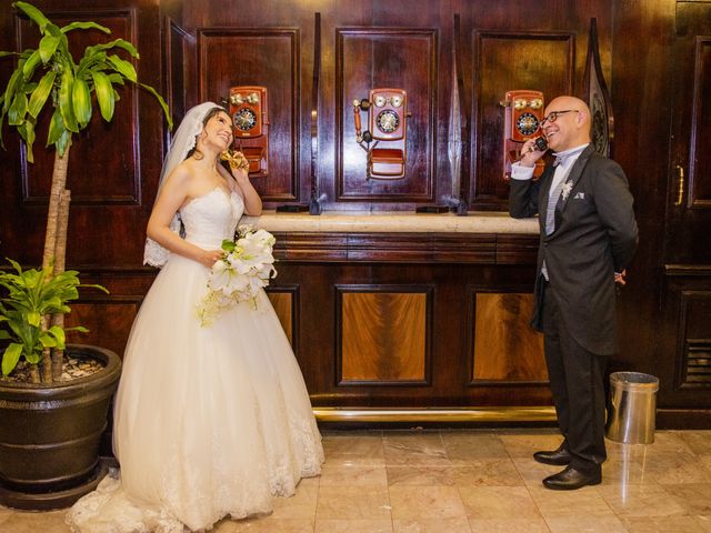 La boda de Carlos y Iveth en Cuauhtémoc, Ciudad de México 20