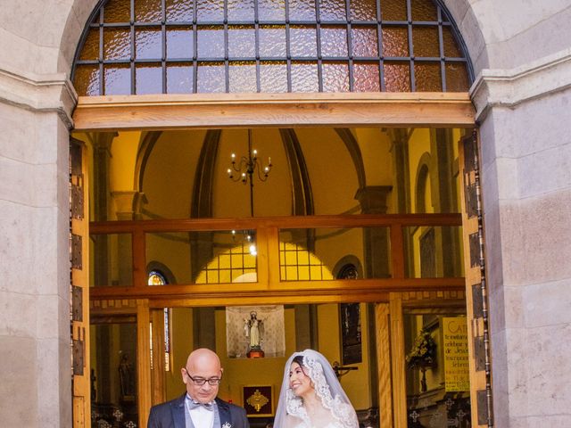 La boda de Carlos y Iveth en Cuauhtémoc, Ciudad de México 25