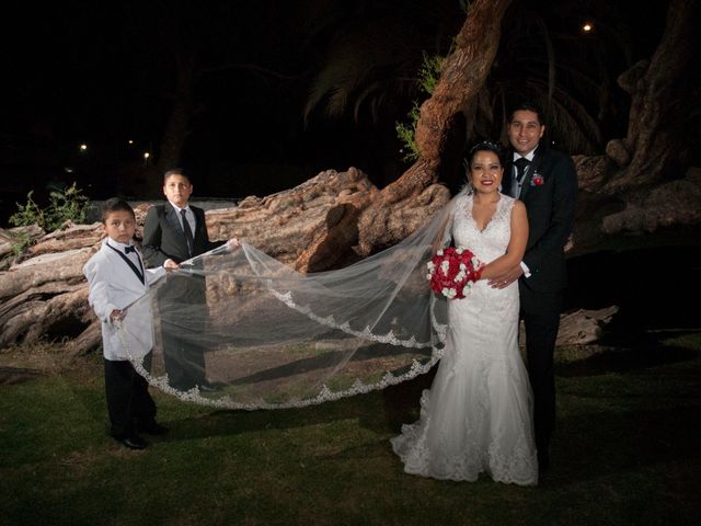 La boda de Robert  y Nelly  en Celaya, Guanajuato 13