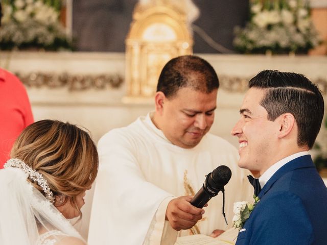 La boda de Pablo y Estefanía en Jocotepec, Jalisco 377