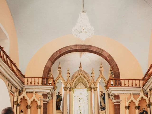 La boda de Pablo y Estefanía en Jocotepec, Jalisco 430