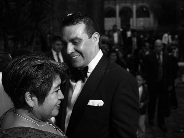 La boda de Francisco y Mariel en Iztapalapa, Ciudad de México 97