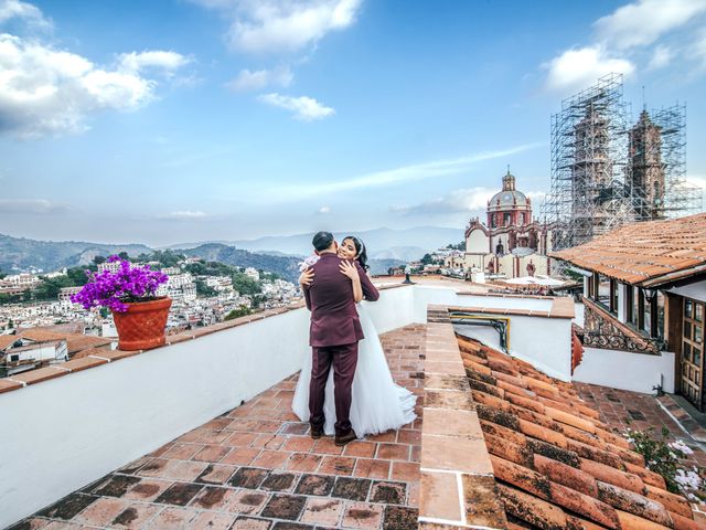 La boda de Julián y Anhet en Taxco, Guerrero 22