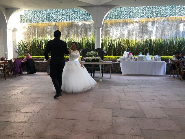 La boda de Victor  y Monica  en Querétaro, Querétaro 2