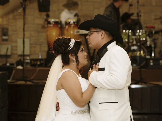 La boda de Eric y Rebeca en Nuevo Laredo, Tamaulipas 13