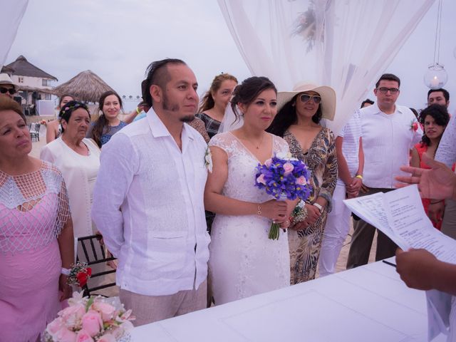 La boda de Juan y Zughey en Coyuca de Benítez, Guerrero 41