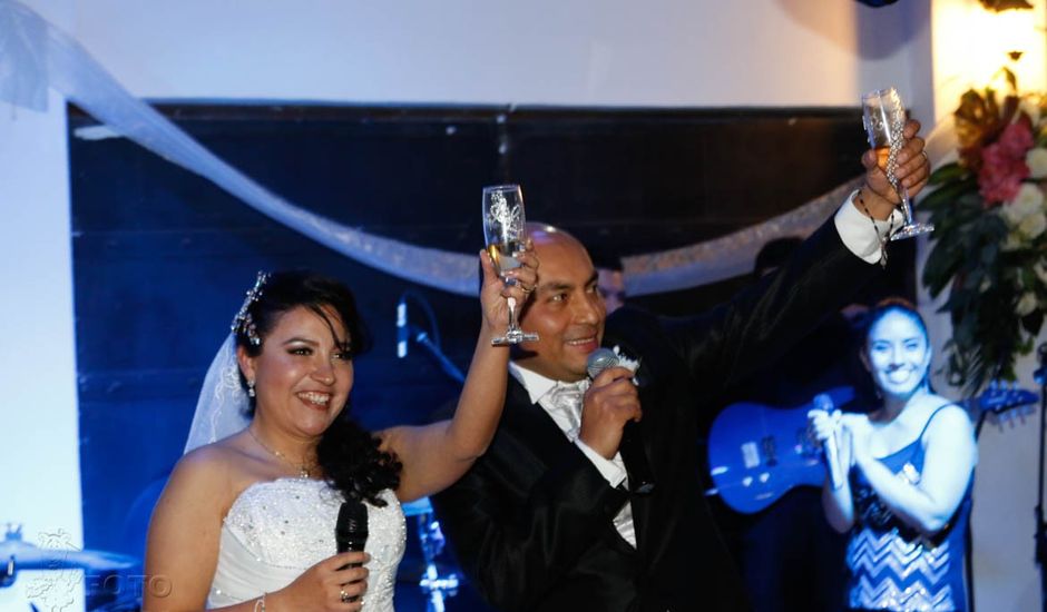 La boda de Luis Alberto y Angélica en Toluca, Estado México