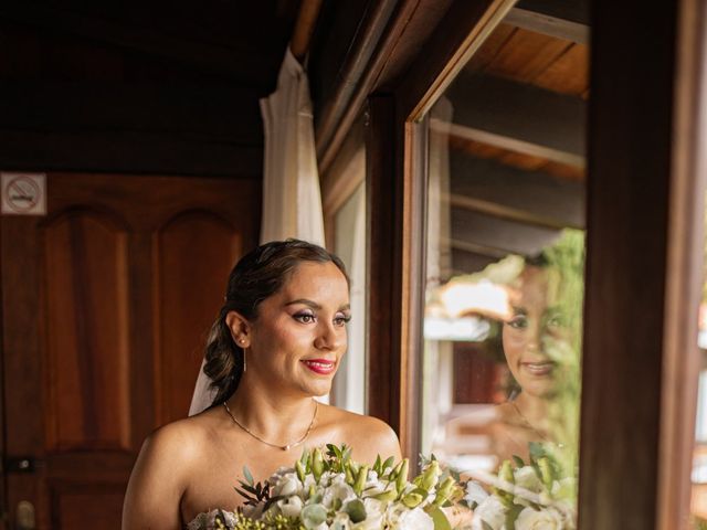 La boda de Edgar y Brenda en Tepotzotlán, Estado México 23