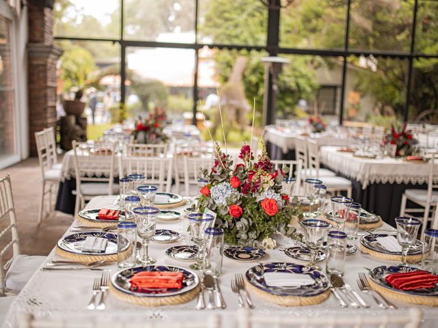 La boda de Edgar y Brenda en Tepotzotlán, Estado México 48