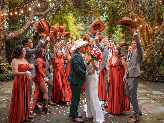 La boda de Edgar y Brenda en Tepotzotlán, Estado México 56