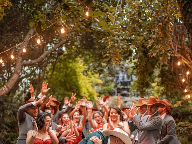 La boda de Edgar y Brenda en Tepotzotlán, Estado México 57